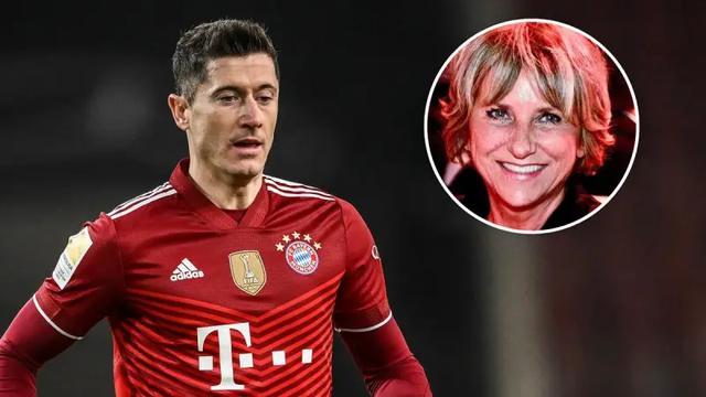 中展现了领 中展现了领