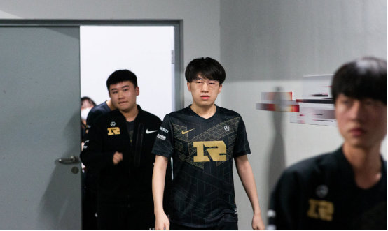 的环境下面 的环境下面